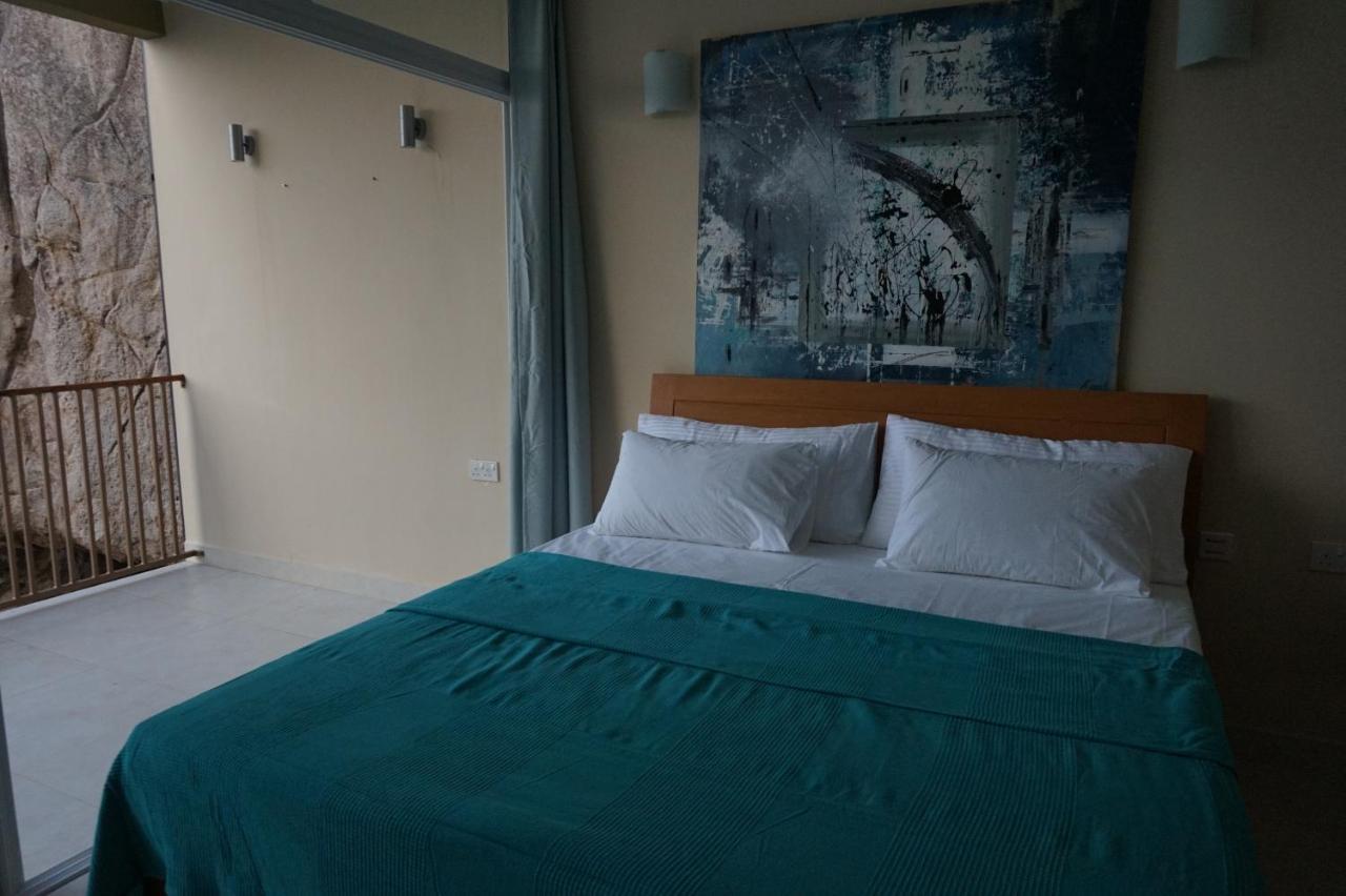 Maka Bay Self Catering Lejlighed Victoria Eksteriør billede